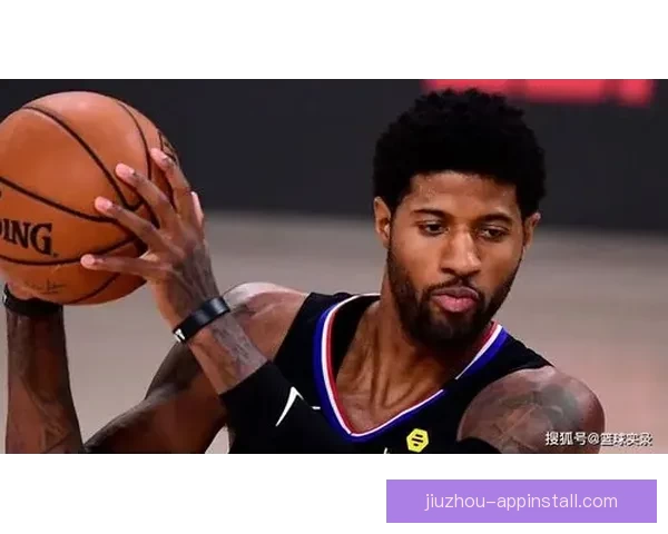 波神遭保罗里德撞击腰部伤退回更衣室复出成疑球队前景引发担忧情